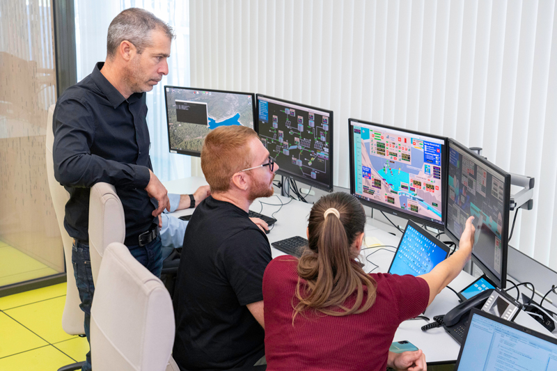 Equipe du Centre de Télégestion du Canal de Provence