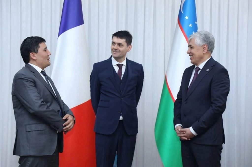 Visite à l’Institut des ingénieurs en irrigation et mécanisation agricole de Tachkent.